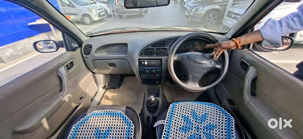 Ford Ikon 1.6 Exi, 2004, Petrol
