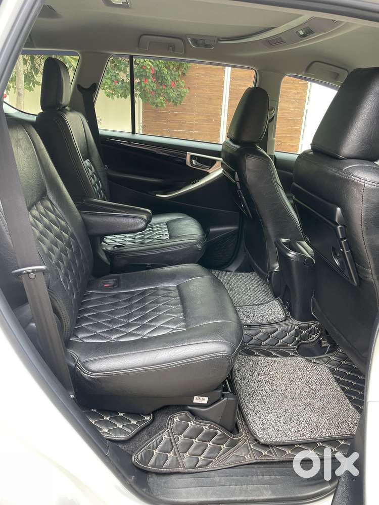 Toyota Innova Crysta 2.4 V, 2024, Diesel