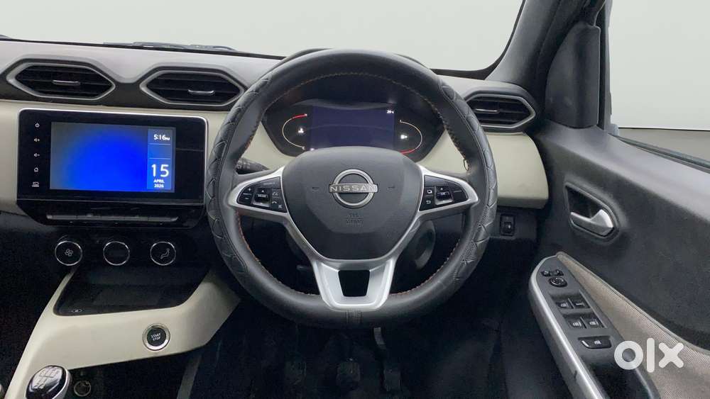 Nissan Magnite 1.0 Xv, 2022, Petrol