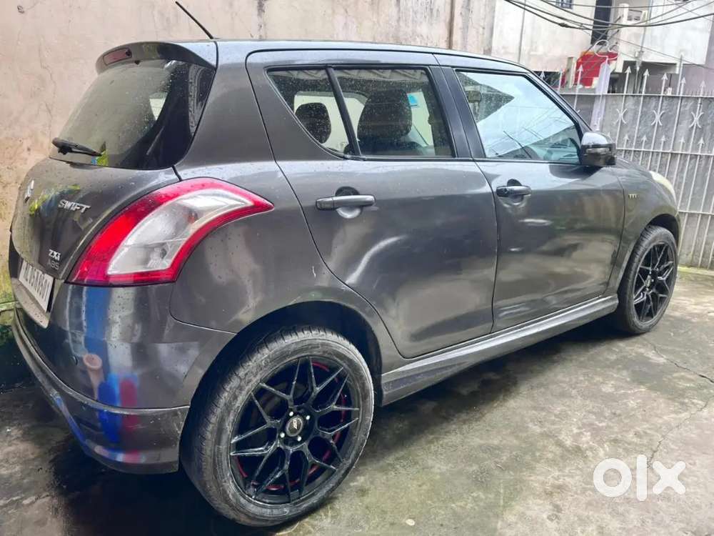 Swift 1.2 Zxi Abs Maruti 2015 Year