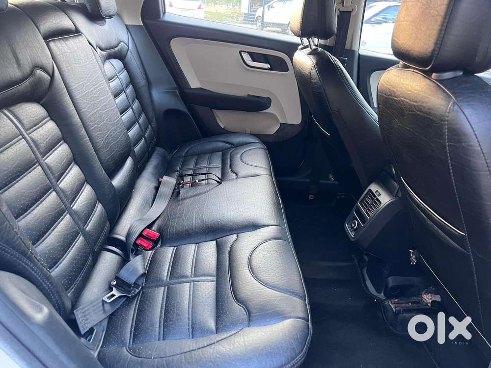 Tata Altroz 1.2 Xz (o), 2021, Petrol