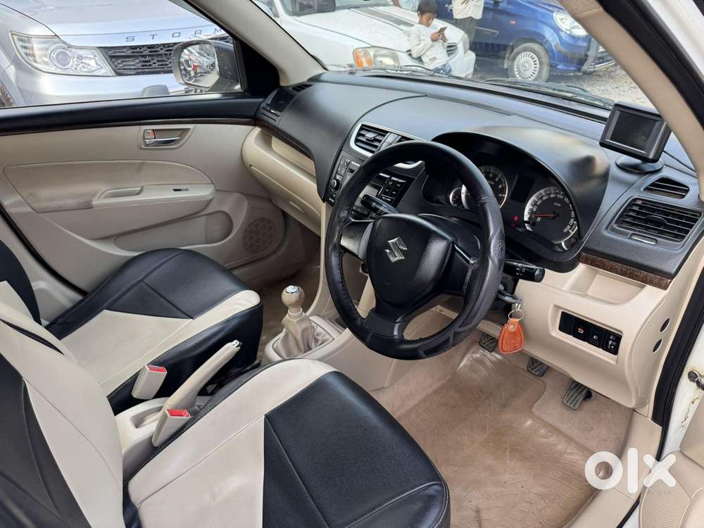 Maruti Suzuki Swift Dzire Vxi Optional, 2015, Petrol