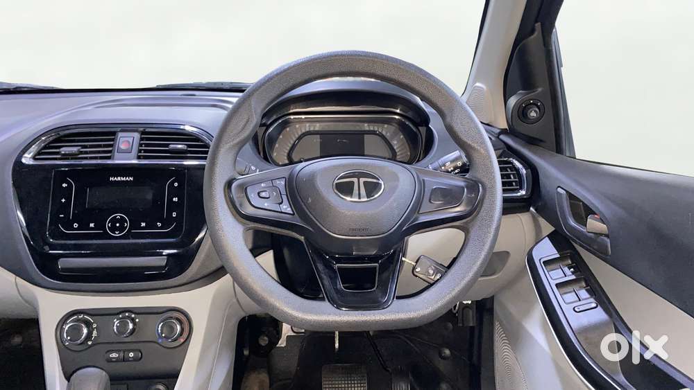 Tata Tiago 1.2 Revotron Xta, 2024, Petrol