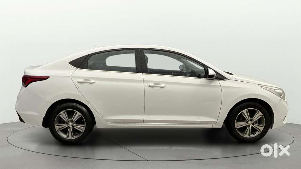 Hyundai Verna 1.6 Vtvt Sx, 2017, Petrol