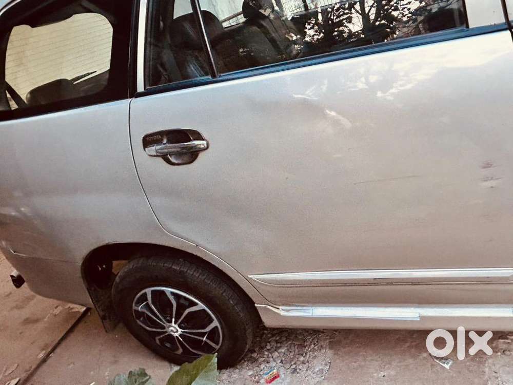 Toyota Innova 2015 Diesel Well Maintained