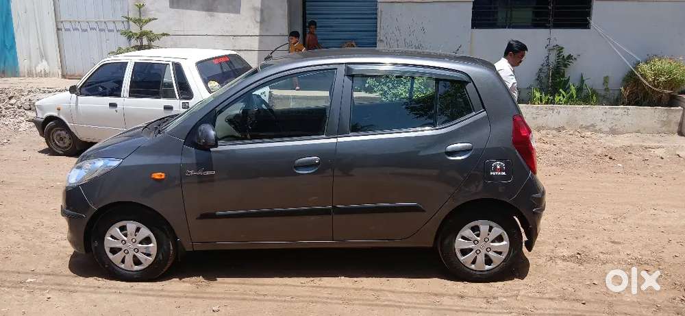 Insurance Valid
Hsrp Valid No Accident Screen With Reverse Camera