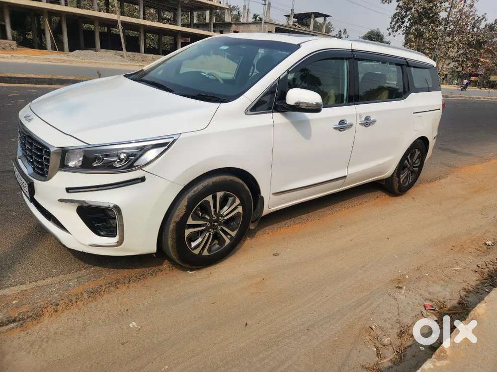 Kia Carnival Limousine Plus 2022 Diesel 51000 Km Driven