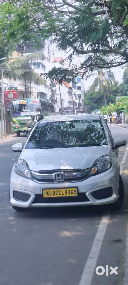 Honda Amaze Diesel 2018 80000 Km Driven