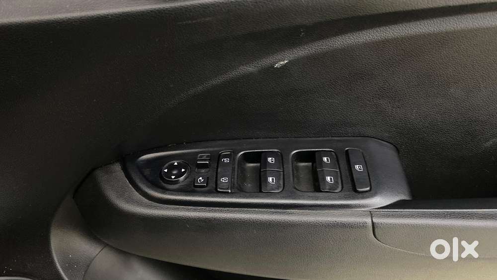 Hyundai Venue Sx Plus Turbo Dct, 2019, Petrol