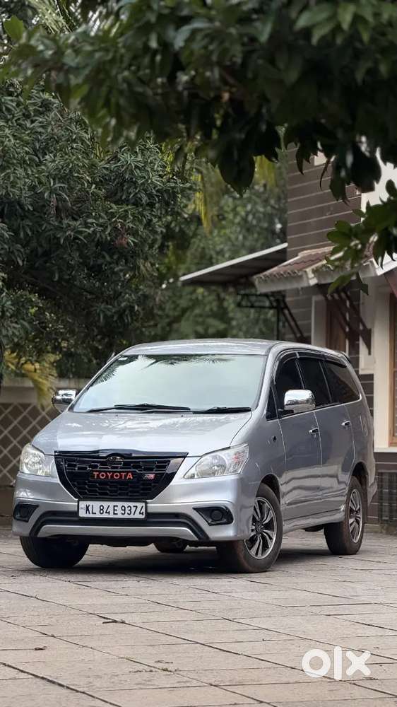 Toyota Innova 2015 -2016 Register
