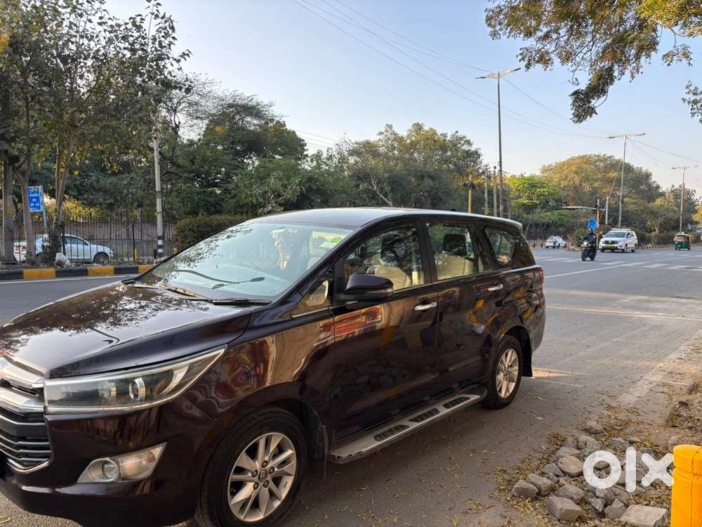 Toyota Innova Crysta