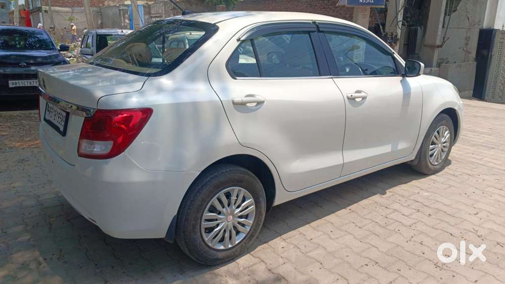 Maruti Suzuki Swift Dzire 1.2 Vxi Bsiv, 2019, Petrol