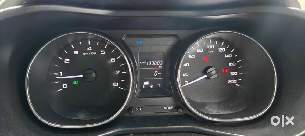 Tata Nexon, 2018, Petrol