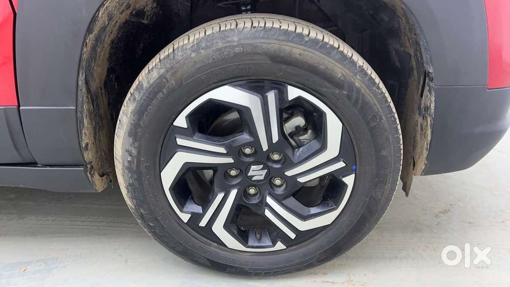 Maruti Suzuki Vitara Brezza 1.5 Zxi Plus At Dual Tone, 2022, Petrol