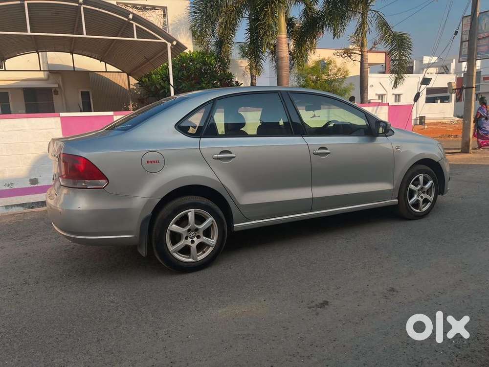 Volkswagen Vento 2013 Diesel ,new Tyres,sudden Pickup,soond System