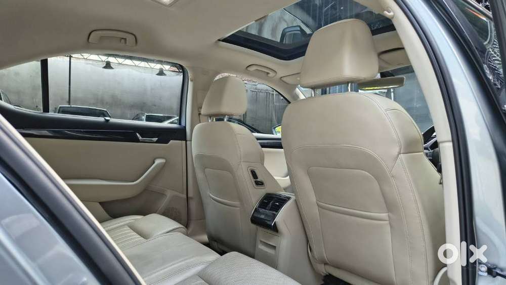 Skoda Superb 2.0 Tsi At L&k, 2020, Petrol