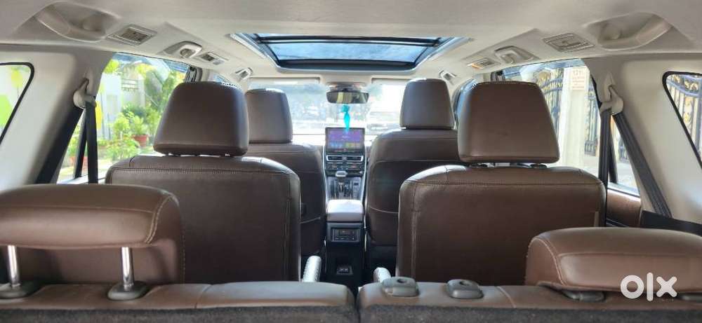 Toyota Innova Hycross 2.0 Zx Hybrid 7 Str, 2023, Petrol