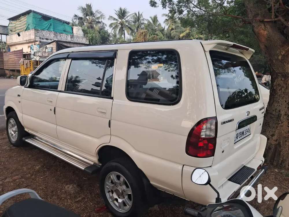 Chevrolet Tavera 2016 Diesel Well Maintained