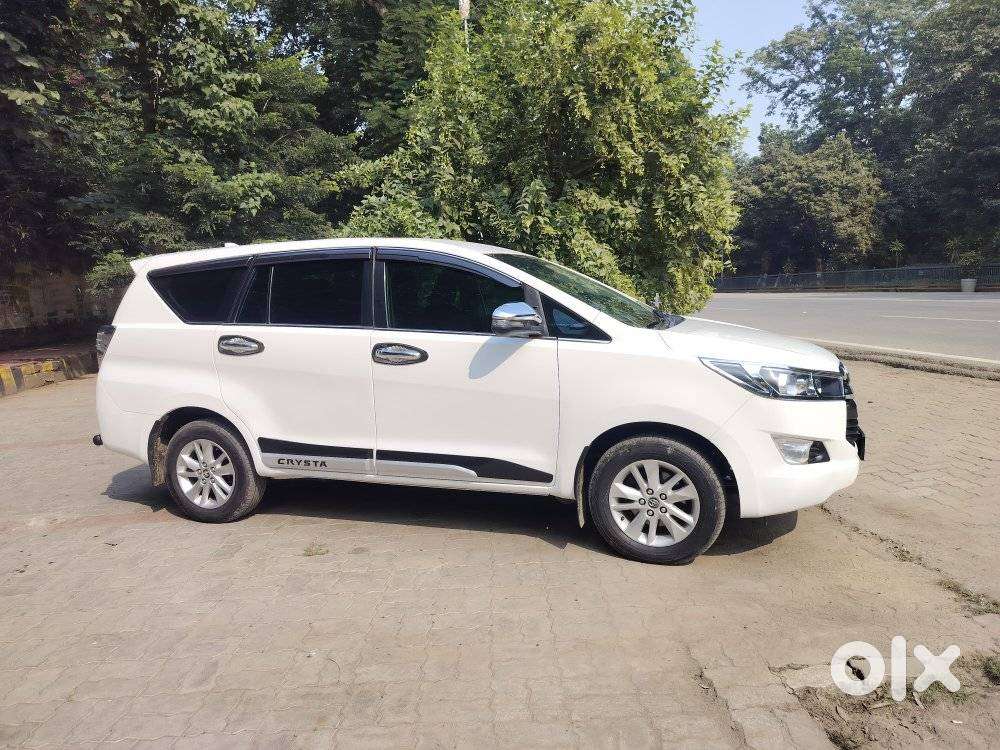 Toyota Innova Crysta 2.4 V, 2017, Diesel