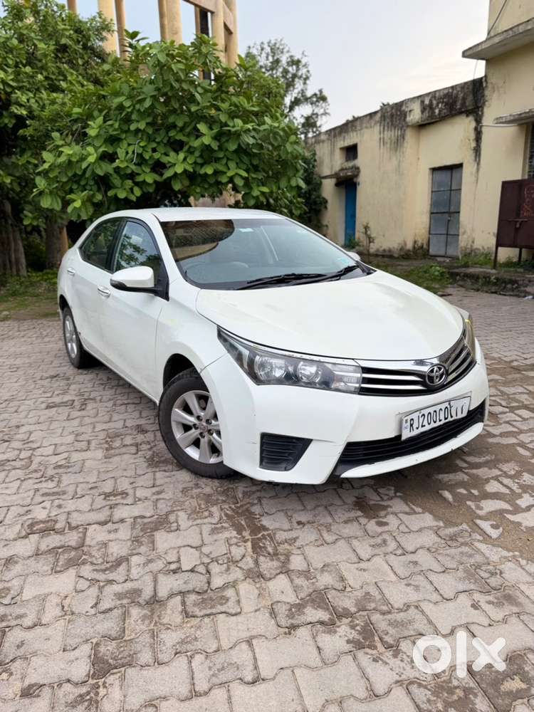 Toyota Corolla Altis 2014