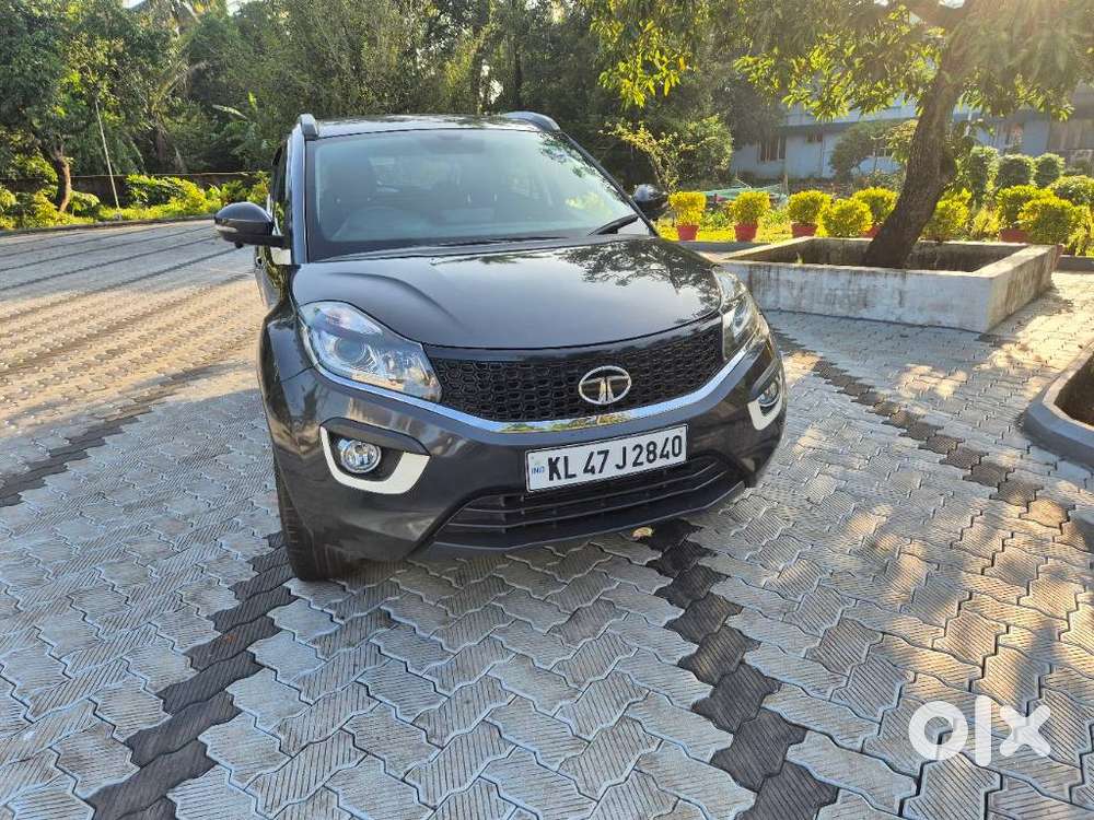 Tata Nexon 1.2 Revotron Xza Plus (o) Amt, 2019, Petrol