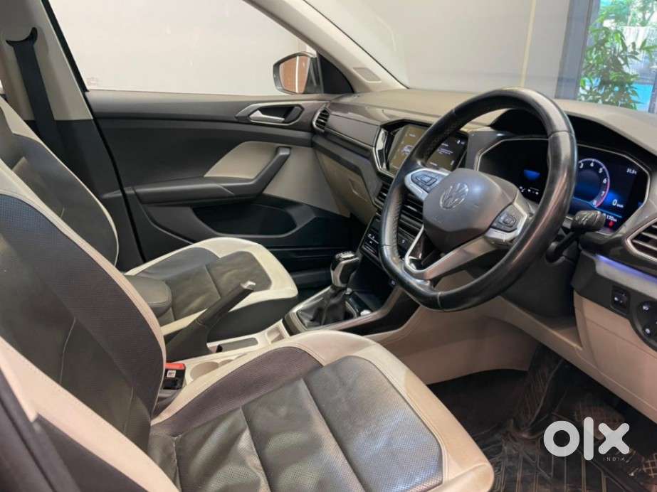 Volkswagen Taigun 1.0 Tsi Topline At, 2022, Petrol