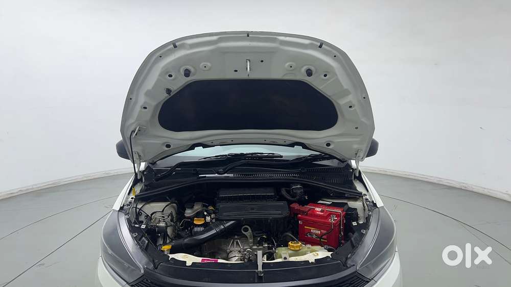 Tata Tiago 1.2 Revotron Xm Cng, 2025, Cng & Hybrids