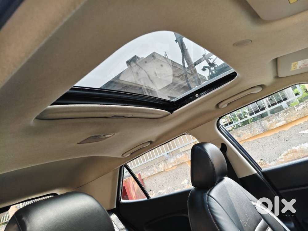 Hyundai Venue 1.0 Sx (o) Turbo Dct, 2021, Petrol