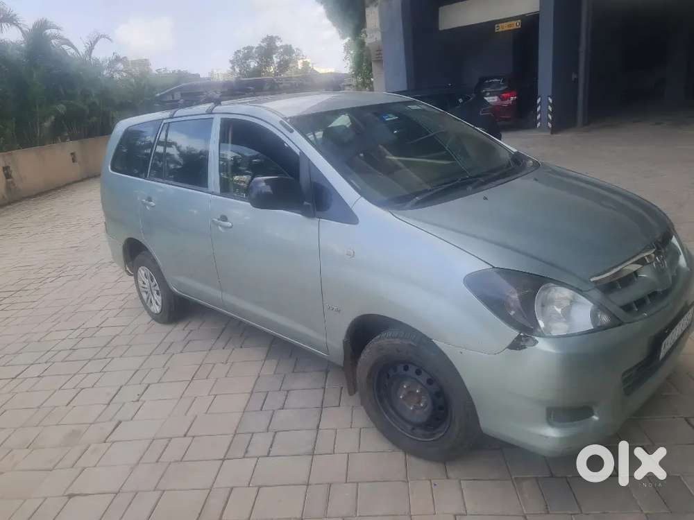 Toyota Innova Petrol 2006