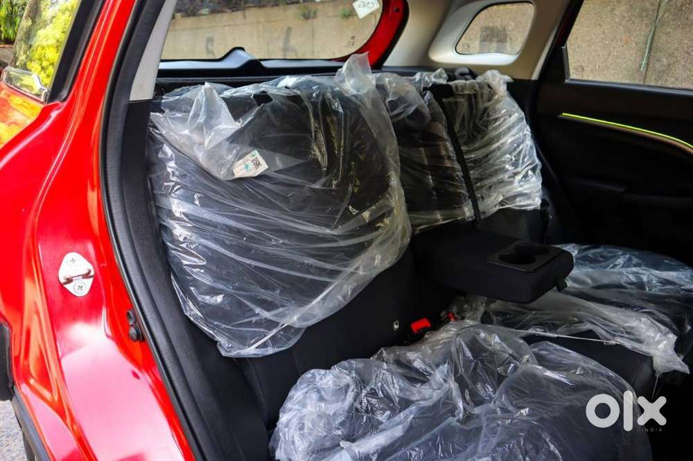 Maruti Suzuki Brezza 1.5 Lxi Cng, 2025, Cng & Hybrids