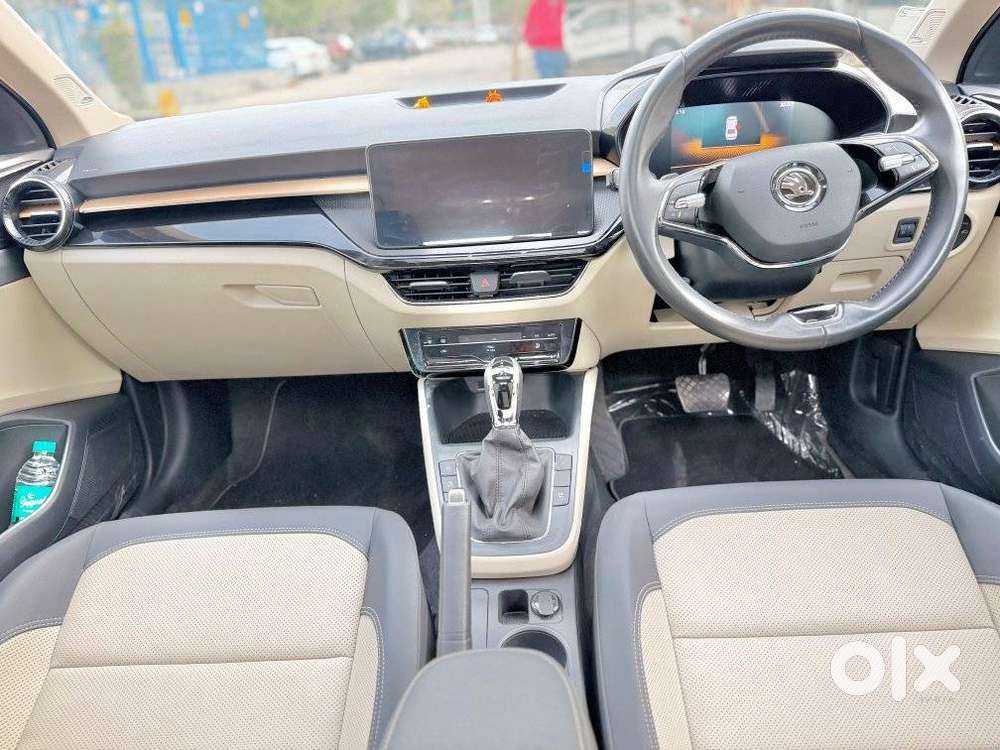 Skoda Slavia 1.5 Tsi Style, 2025, Petrol