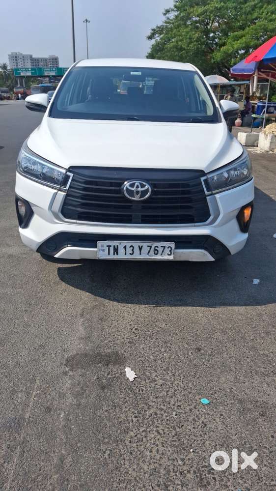 Toyota Innova Crysta 2.7 Gx Mt 8s, 2022, Diesel