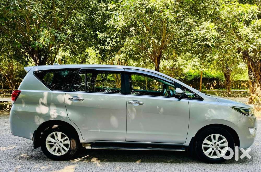 Toyota Innova Crysta 2.7 Gx At 8s, 2020, Diesel