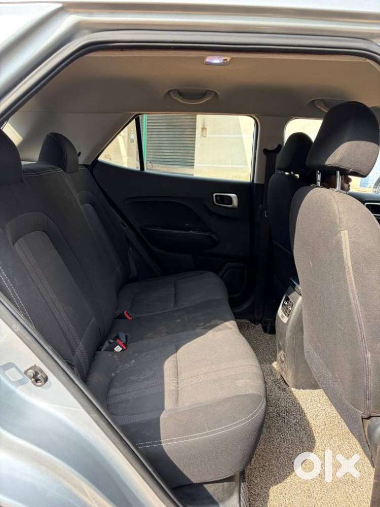 Maruti Suzuki Versa Dx 5 Seater Bsii, 2004, Petrol