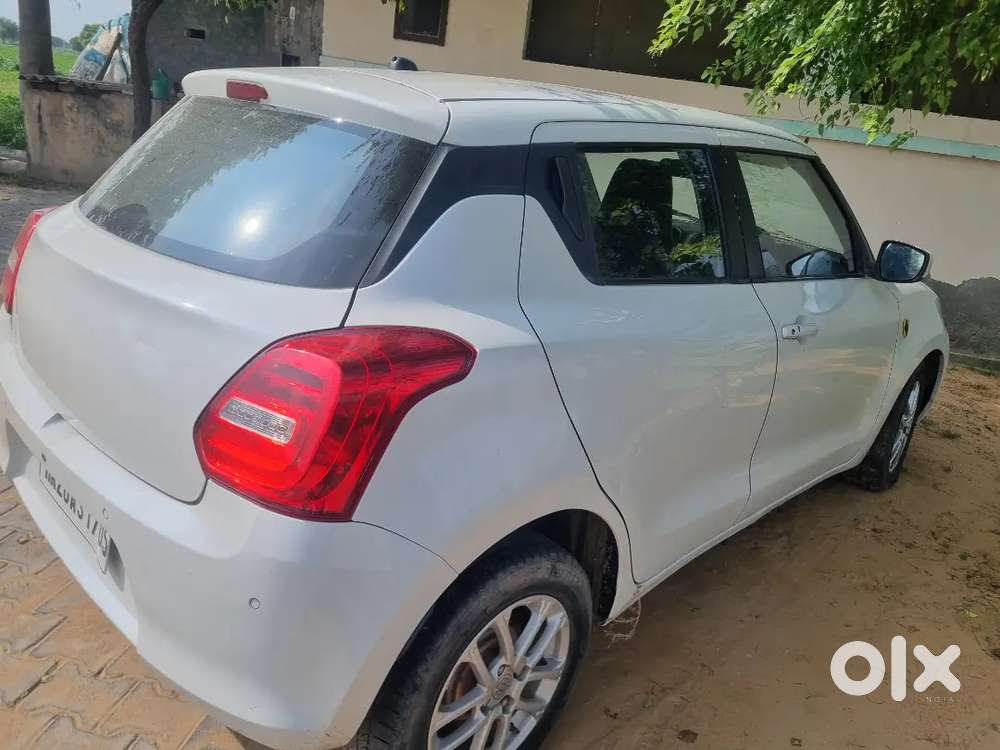 Swift Maruti Suzuki 2021