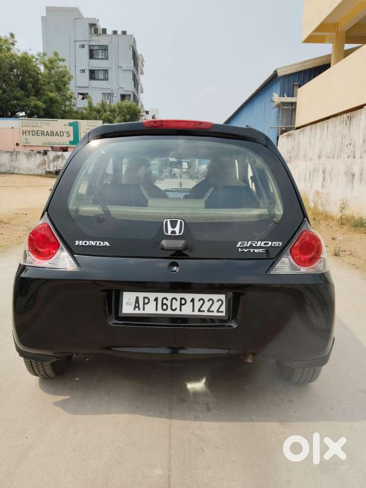Honda Brio V Automatic, 2013, Petrol