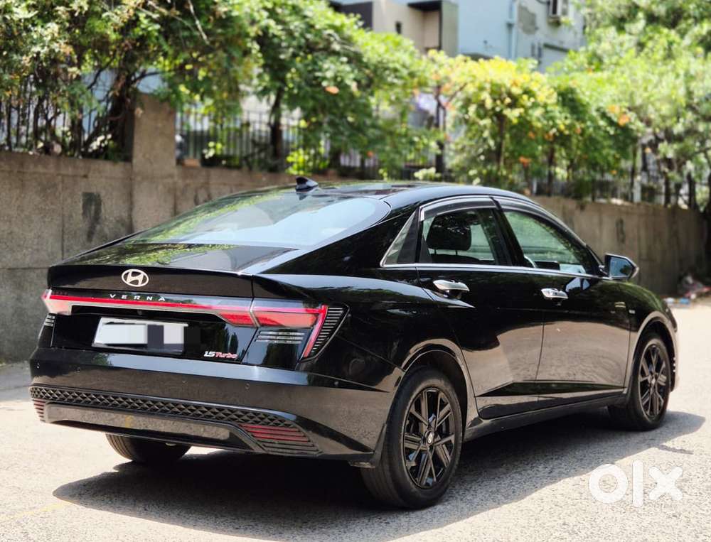 Hyundai Verna 1.5 Sx (o) Turbo Petrol Dct, 2023, Petrol