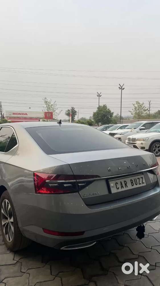 Skoda Superb 2.0 L&k Tsi At, 2021, Petrol