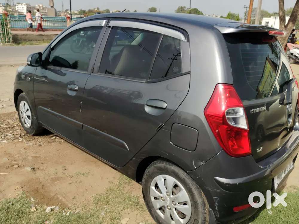 Hyundai I10 Sportz Vtvt 2011  51,000 Km  Excellent Condition
