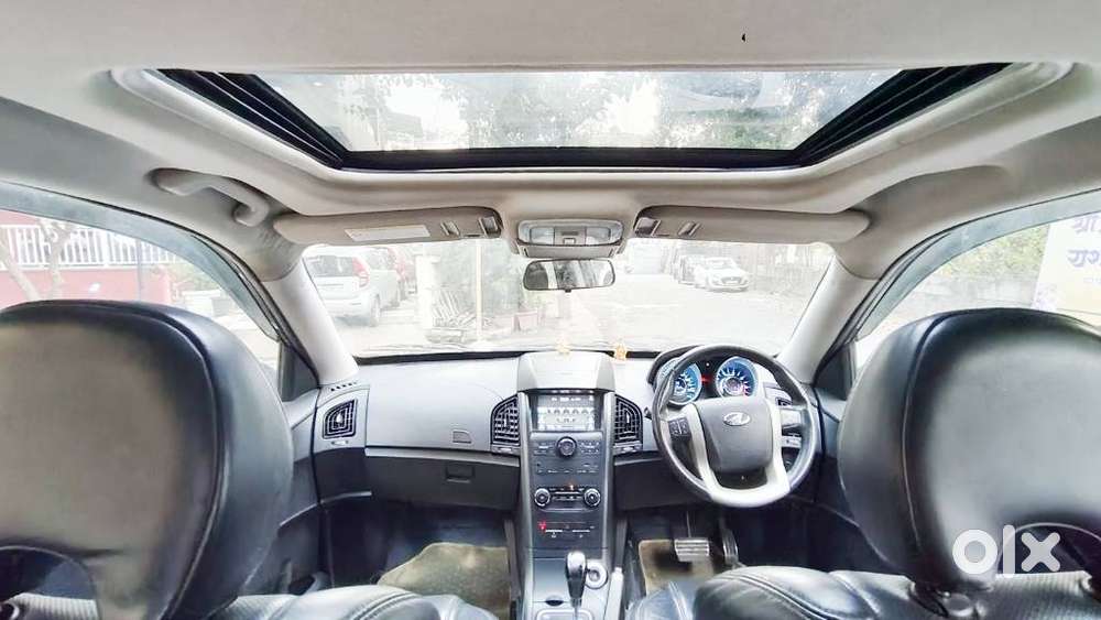 Mahindra Xuv500 W10 At, 2017