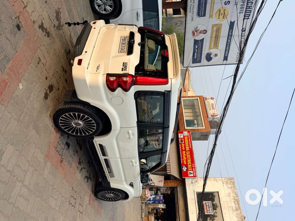 Mahindra Scorpio Classic 2022 Petrol Well Maintained