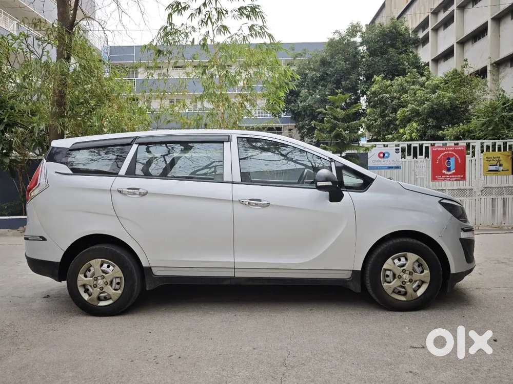 Mahindra Marazzo 2023 / Marazzo