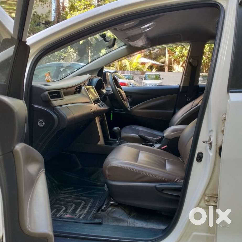 Toyota Innova Crysta 2.8 Gx At 8 Seater, 2019, Diesel