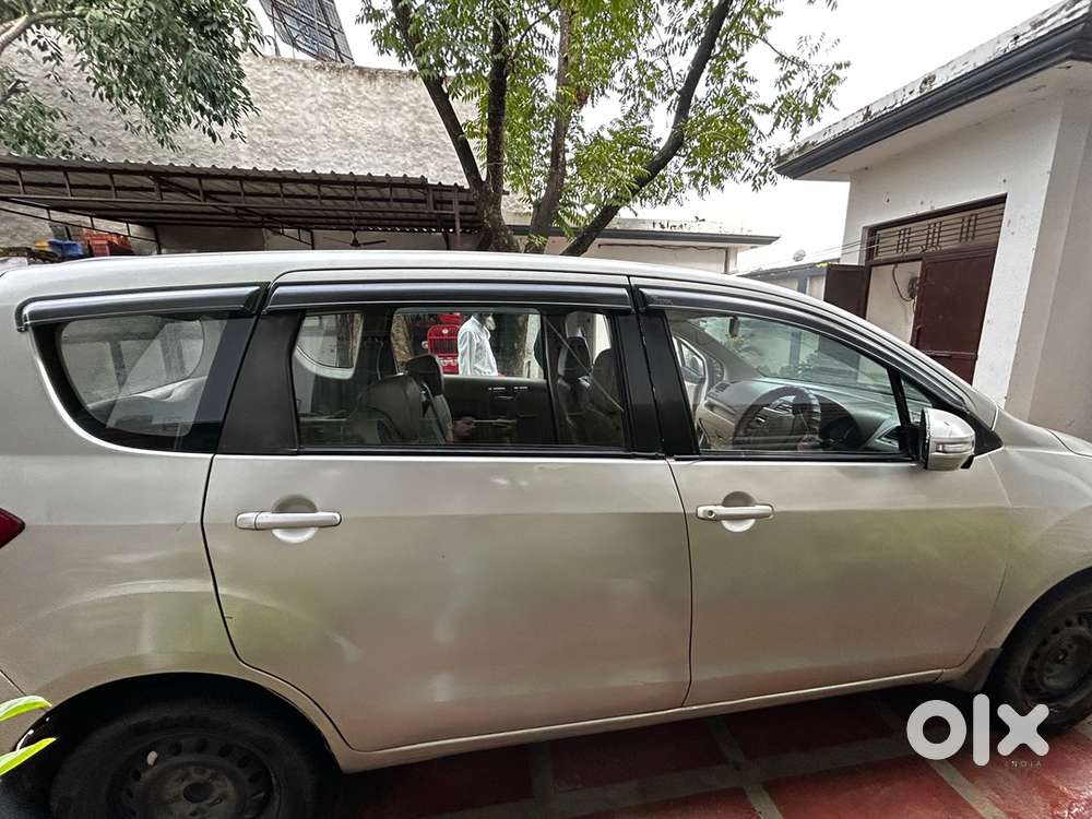 Ertiga 2016 Vdi Petrol Manual Hybrid
