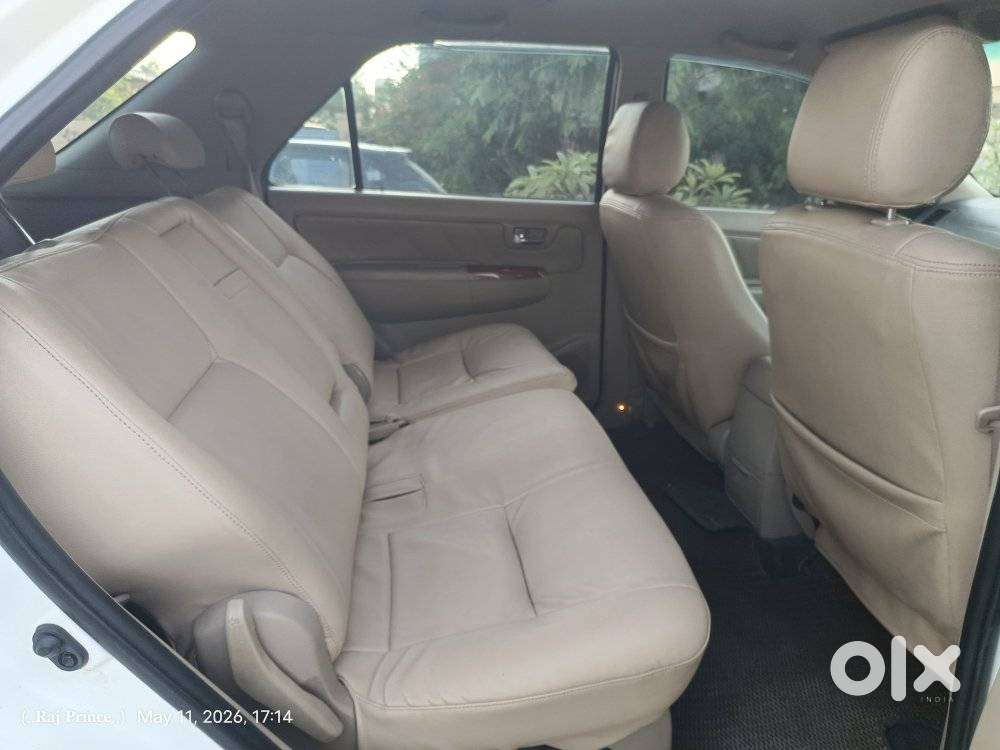 Toyota Fortuner 3.0 4x4 Manual, 2011, Diesel