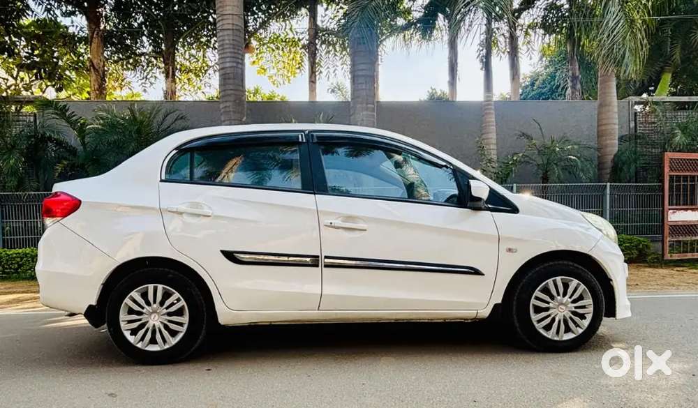 Family Gadi Top Condition