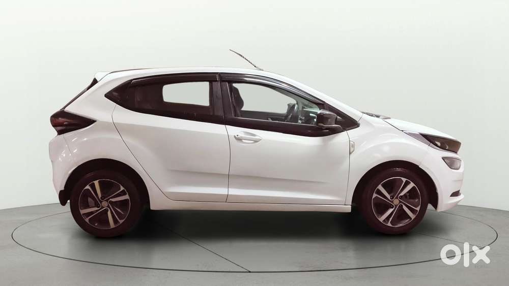 Tata Altroz Xz, 2020, Petrol