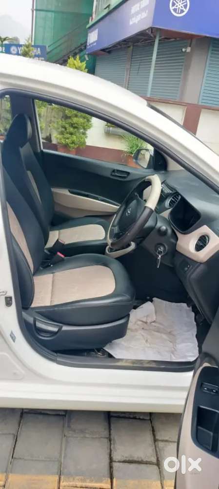 Hyundai Aura 2017 Petrol Well Maintained