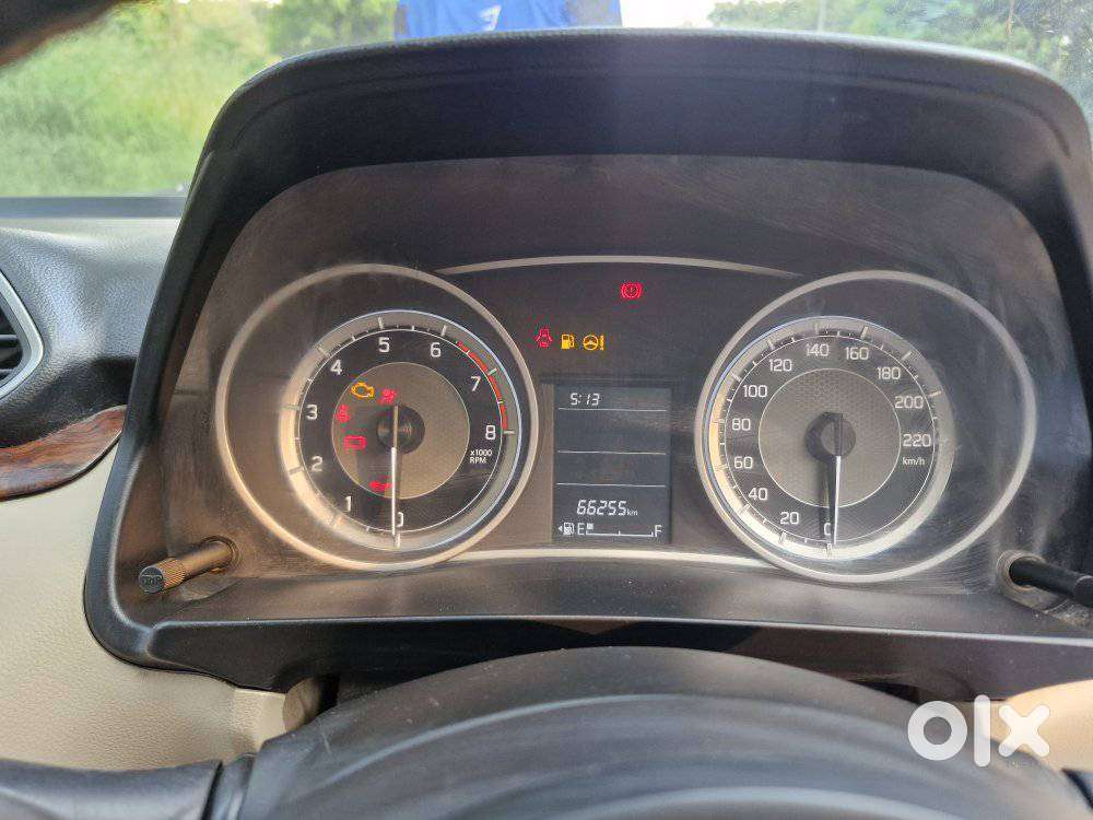 Maruti Suzuki Swift Dzire Vxi(o) Mt, 2018, Cng & Hybrids