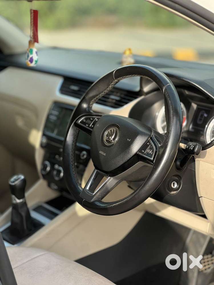 Skoda Octavia Ambition Plus 1.4 Tsi Mt, 2019, Petrol